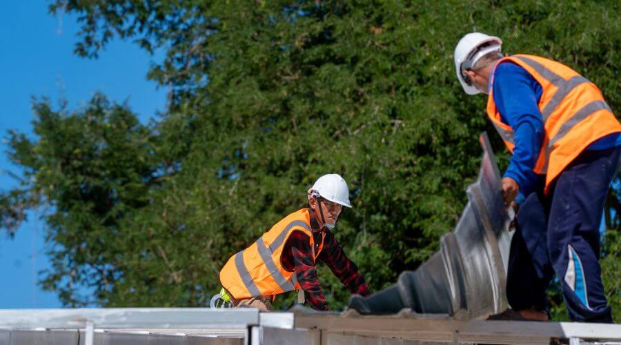 Professional metal roof installation in Walnut Shade, MO